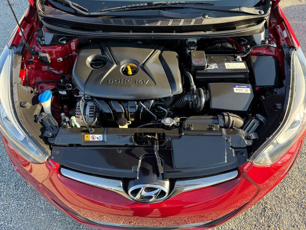 Used 2016 Hyundai Elantra Limited w/ Option Group 04 image 16