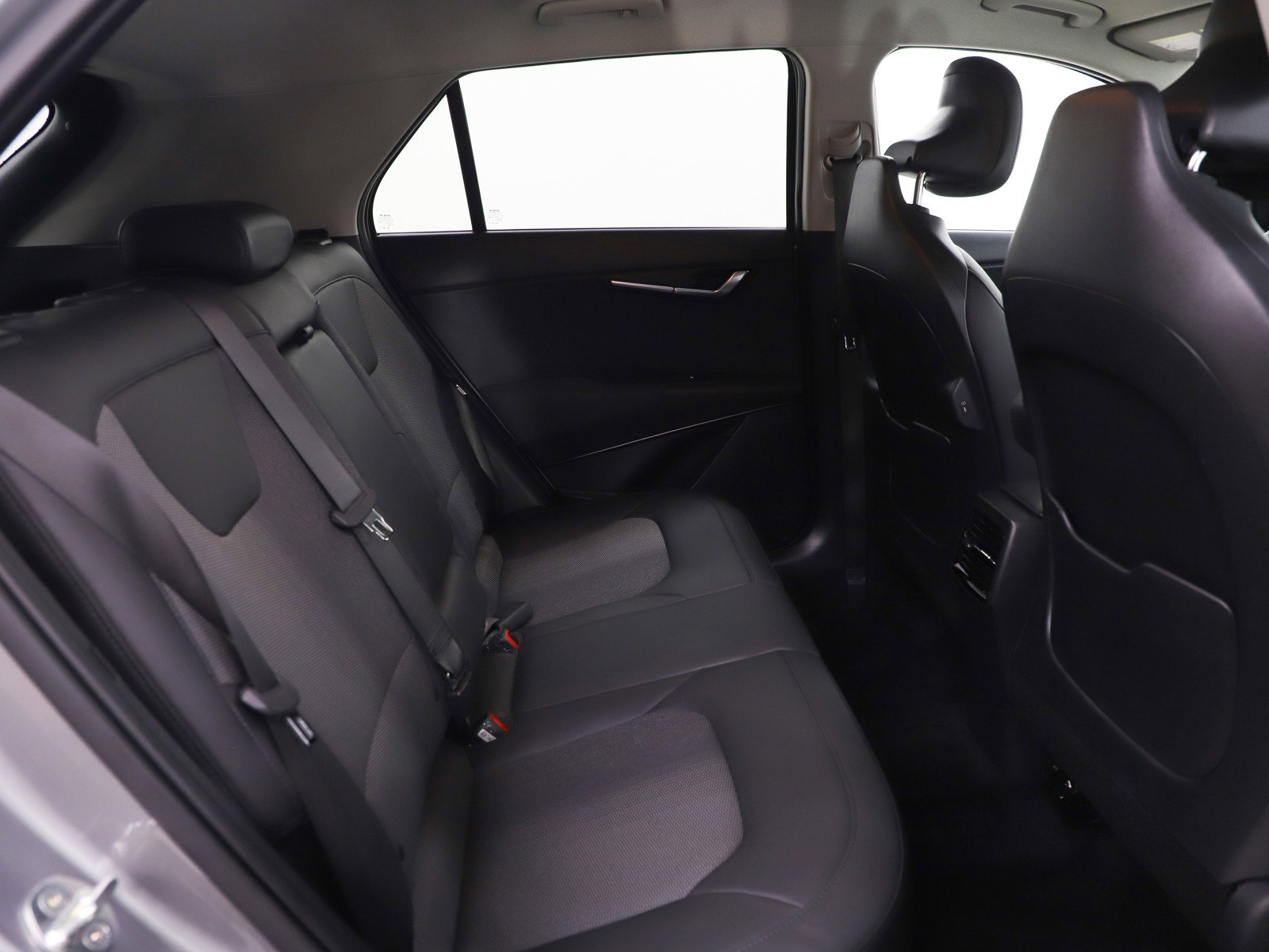 Used 2023 Kia Niro EX image 12