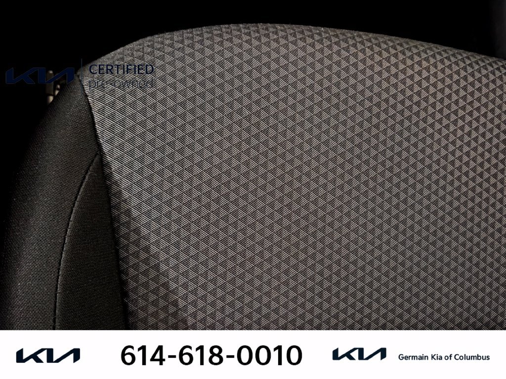Certified 2025 Kia Soul LX w/ LX Technology Package FWD image 26