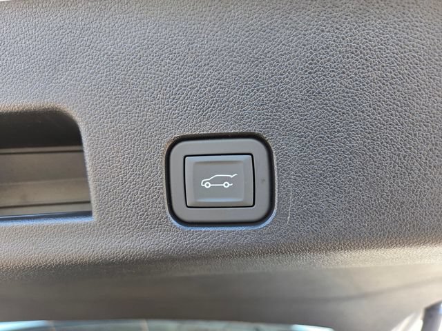 Used 2026 GMC Acadia AT4 w/ Super Cruise Package AWD/4WD image 63
