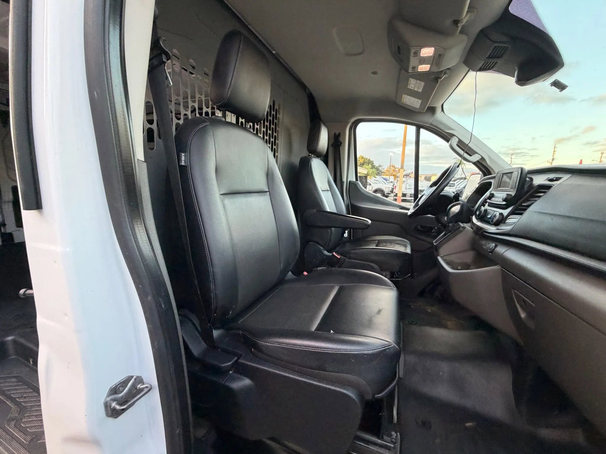 Used 2022 Ford Transit 150 Low Roof RWD image 19