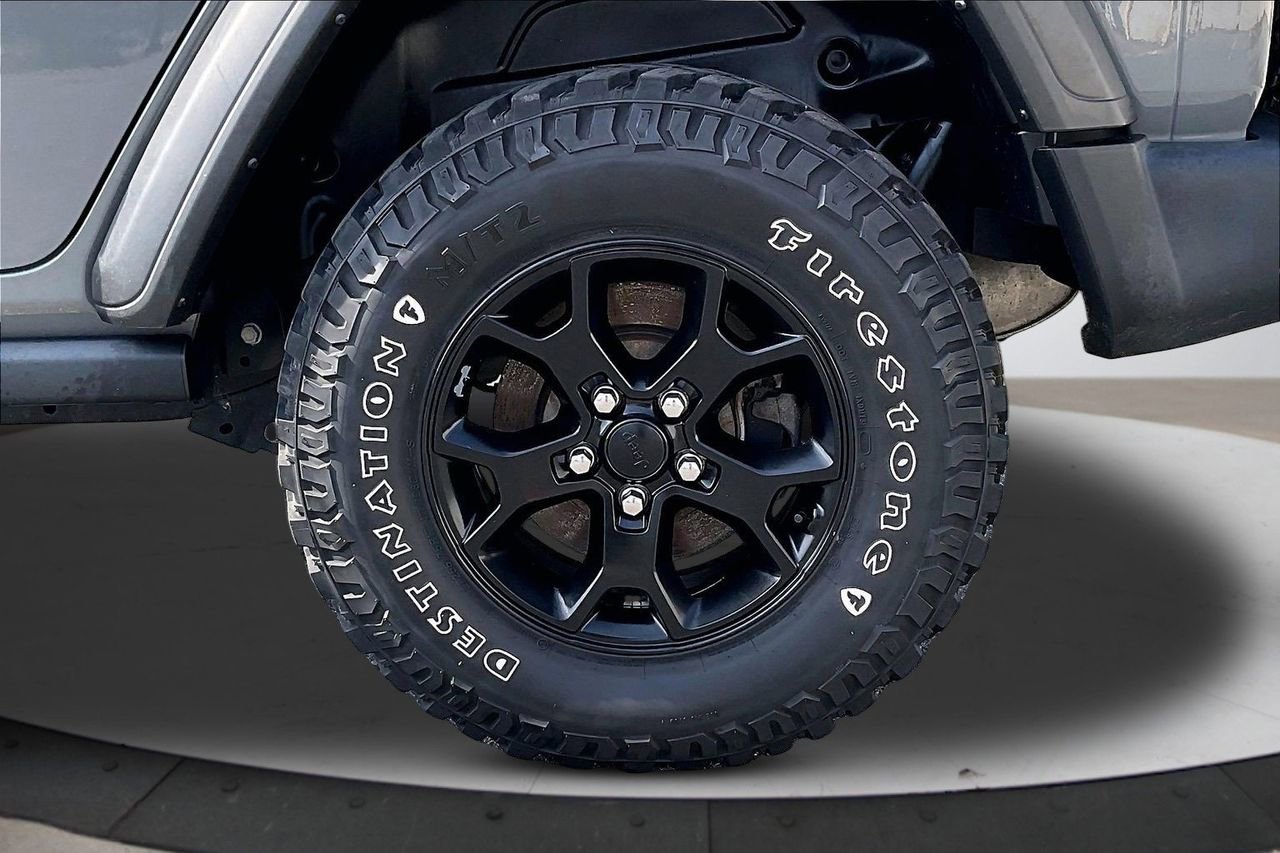 Certified 2023 Jeep Wrangler Willys image 35