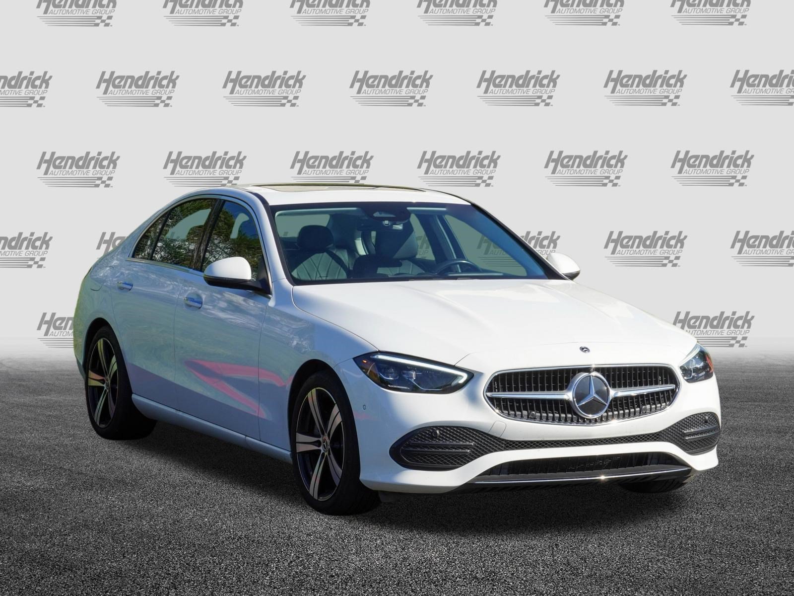 Used 2022 Mercedes-Benz C 300 Sedan image 2