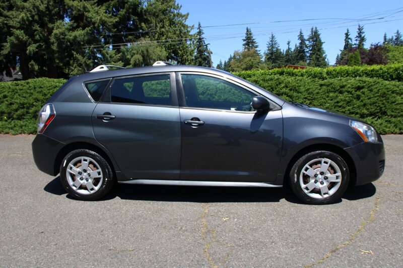 Used 2009 Pontiac Vibe AWD w/ Sun And Sound Package image 12