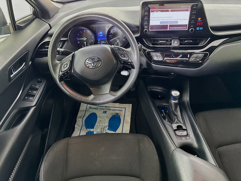 Used 2019 Toyota C-HR LE FWD image 27