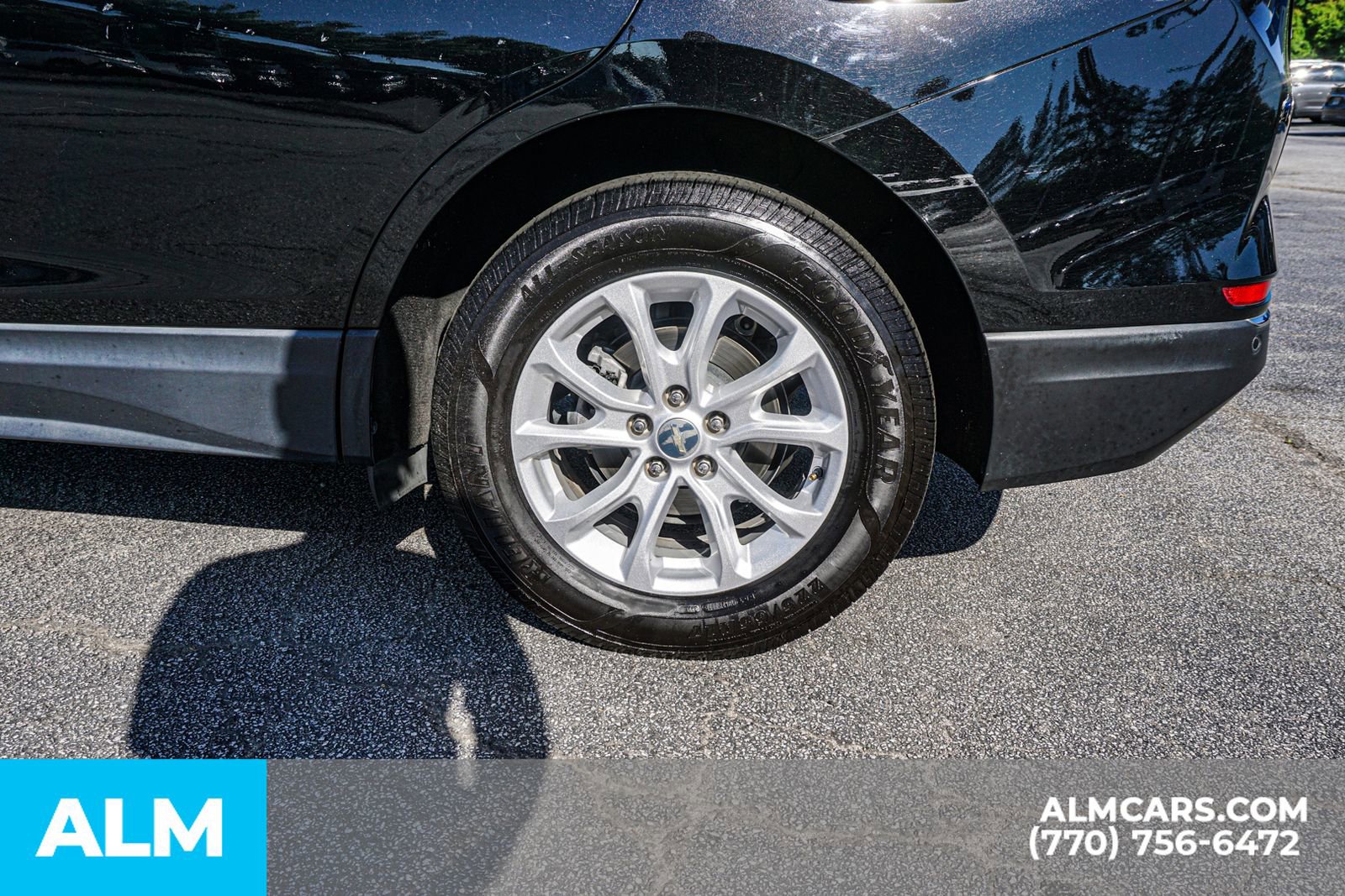 Used 2021 Chevrolet Equinox LT FWD image 16