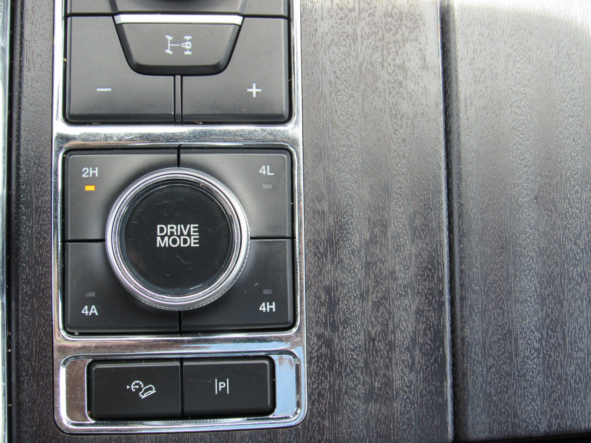 Used 2022 Ford Expedition Platinum AWD/4WD image 32