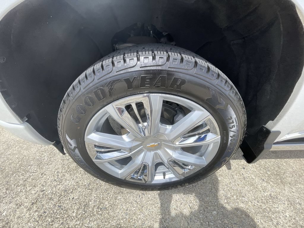 Certified 2024 Chevrolet Silverado 1500 High Country AWD/4WD image 33