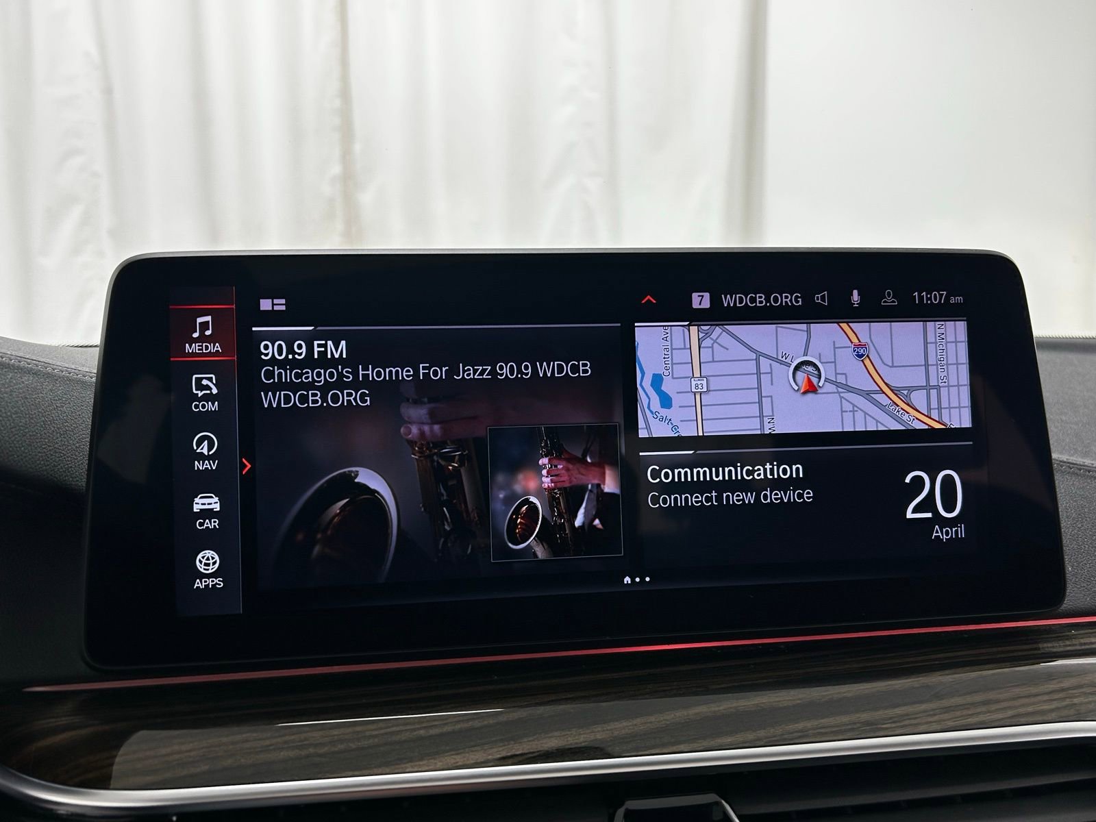 Used 2021 BMW M550i xDrive w/ Executive Package image 17