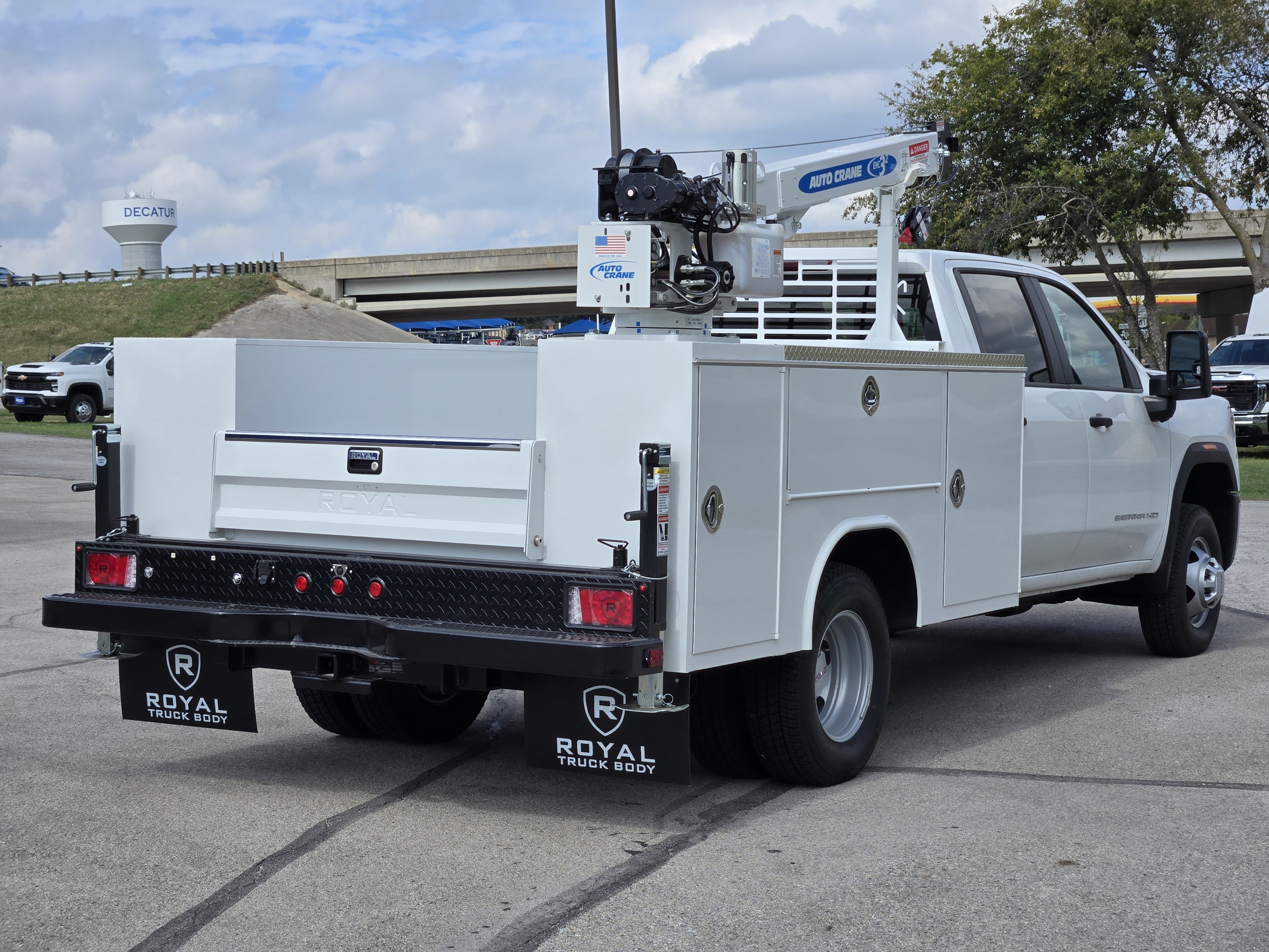 New 2026 GMC Sierra 3500 Pro w/ Convenience Package AWD/4WD image 2