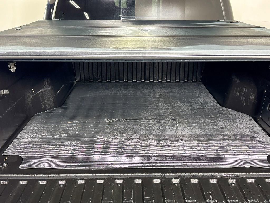 Used 2019 Toyota Tacoma SR5 image 19