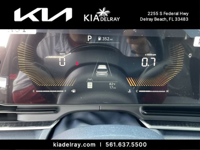 New 2026 Kia Carnival EX image 32