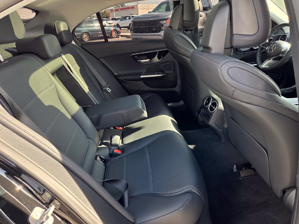 Used 2026 Mercedes-Benz C 300 Sedan image 15