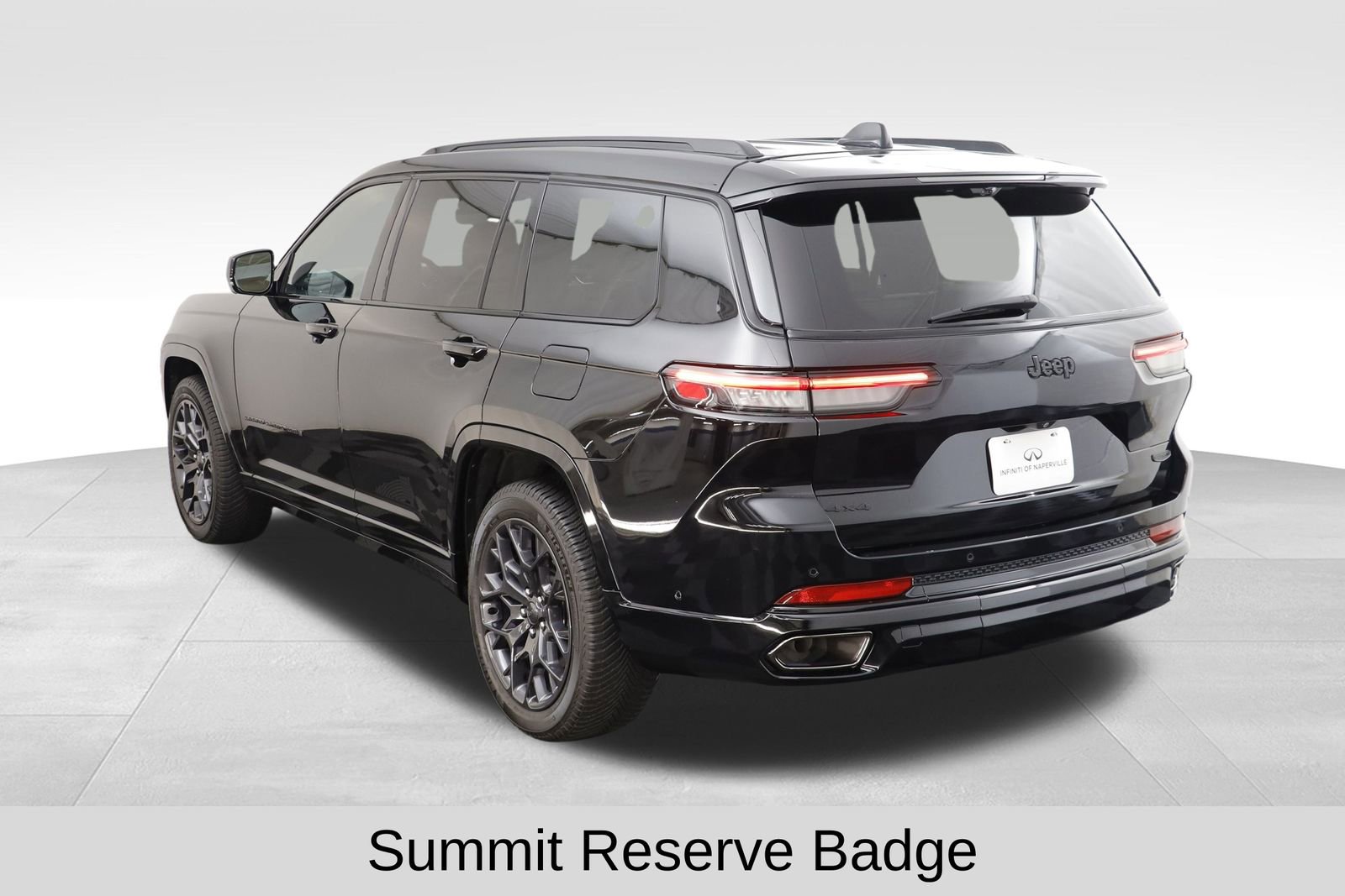 Used 2023 Jeep Grand Cherokee L Summit image 27