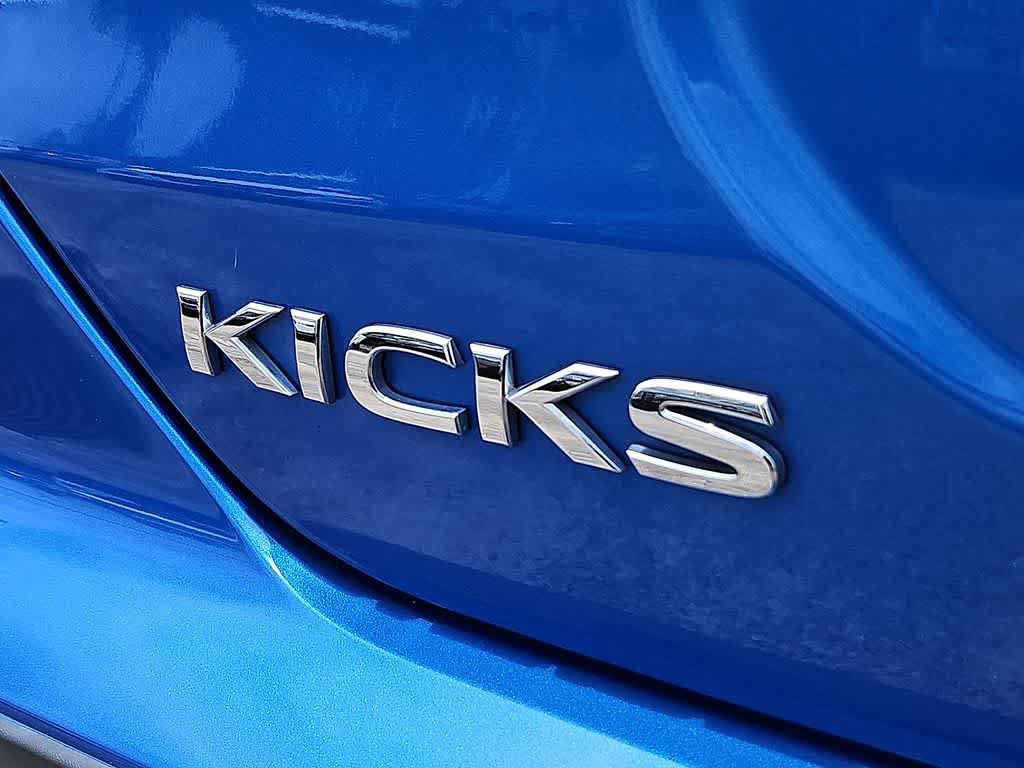 Used 2021 Nissan Kicks S FWD image 30