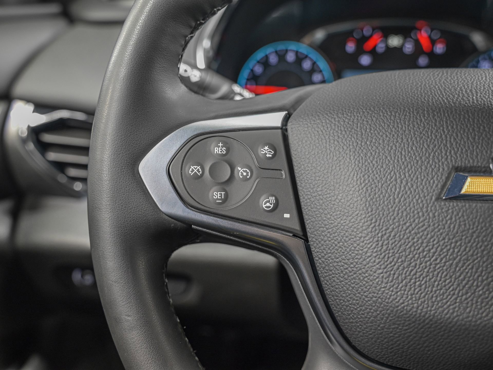 Used 2023 Chevrolet Traverse LT w/ LT Premium Package image 19