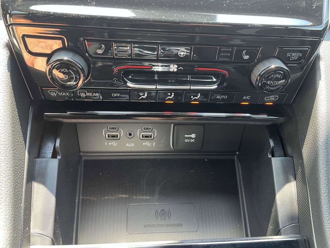 New 2025 Jeep Grand Cherokee L Laredo w/ Luxury Tech Group I image 19