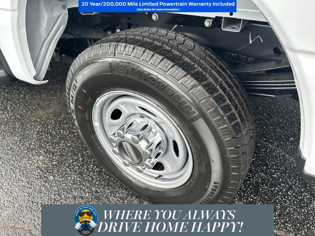 New 2025 Ford F250 XL image 28