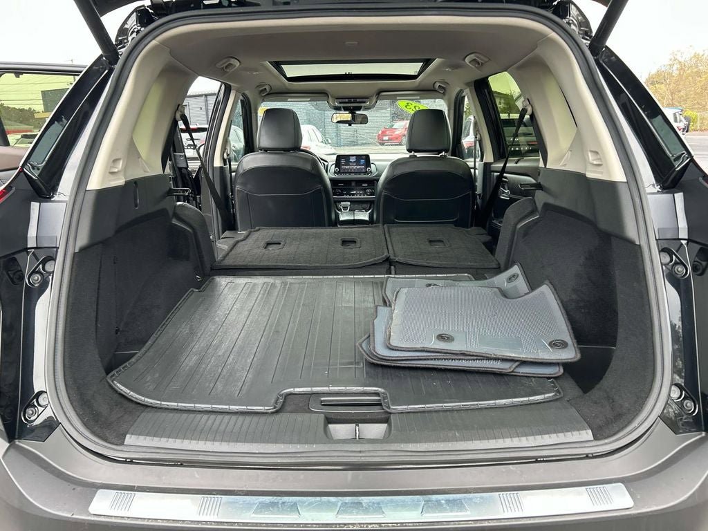 Used 2023 Nissan Rogue SV w/ SV Premium B Package AWD/4WD image 12