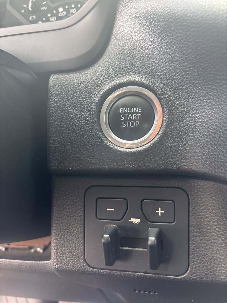 Used 2022 Toyota Tundra SR5 image 22