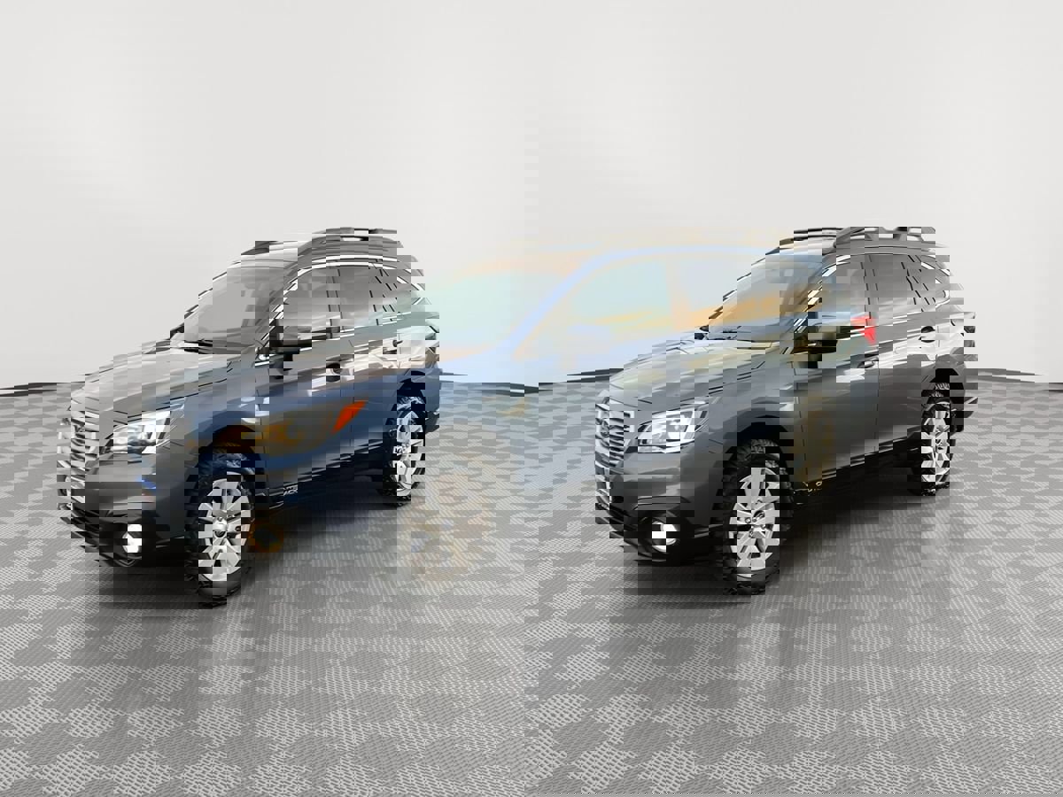 Used 2015 Subaru Outback 2.5i Premium image 3