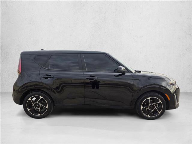 Used 2023 Kia Soul EX image 4