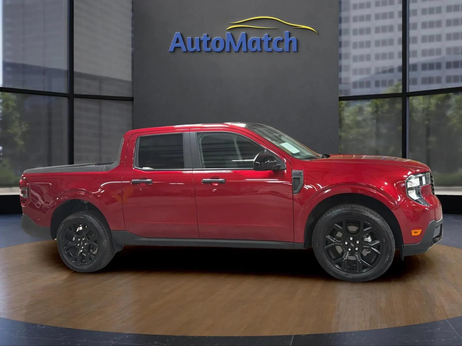 Used 2025 Ford Maverick XLT w/ Equipment Group 301A AWD/4WD image 14