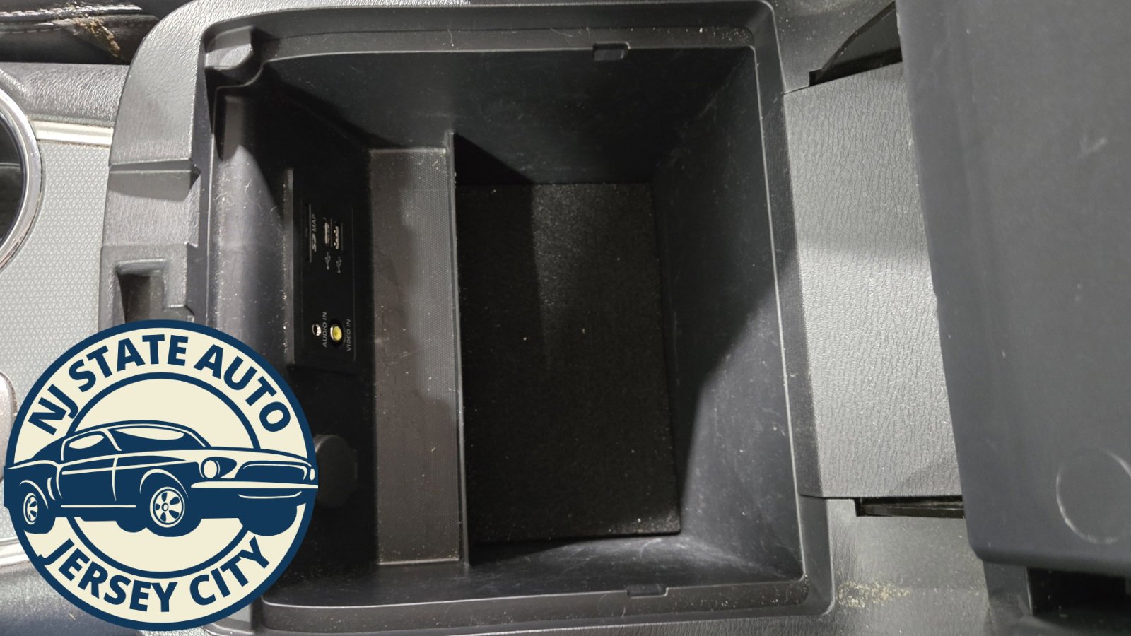 Used 2018 Nissan Pathfinder SL image 19