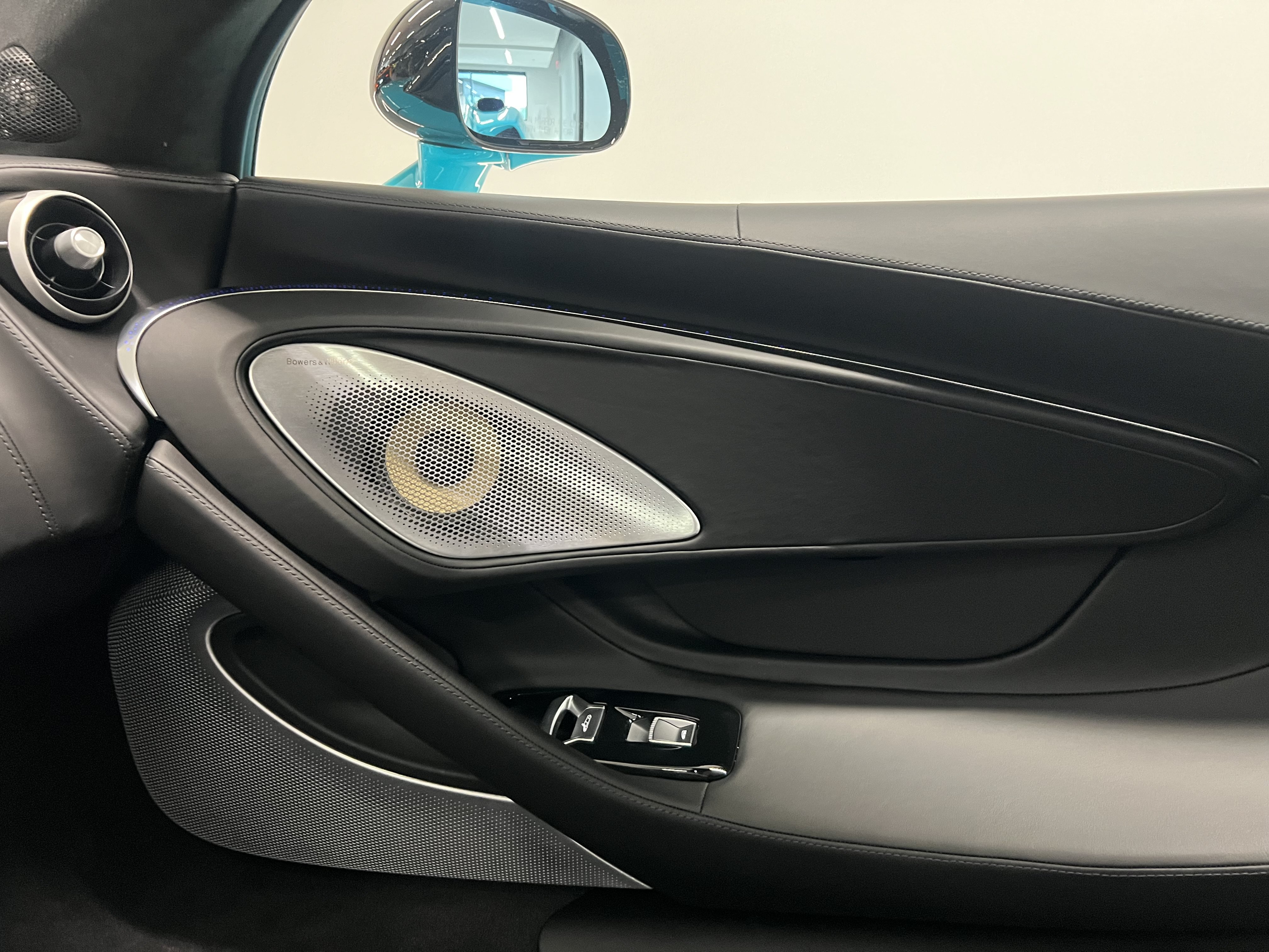 New 2027 McLaren GTS RWD image 12