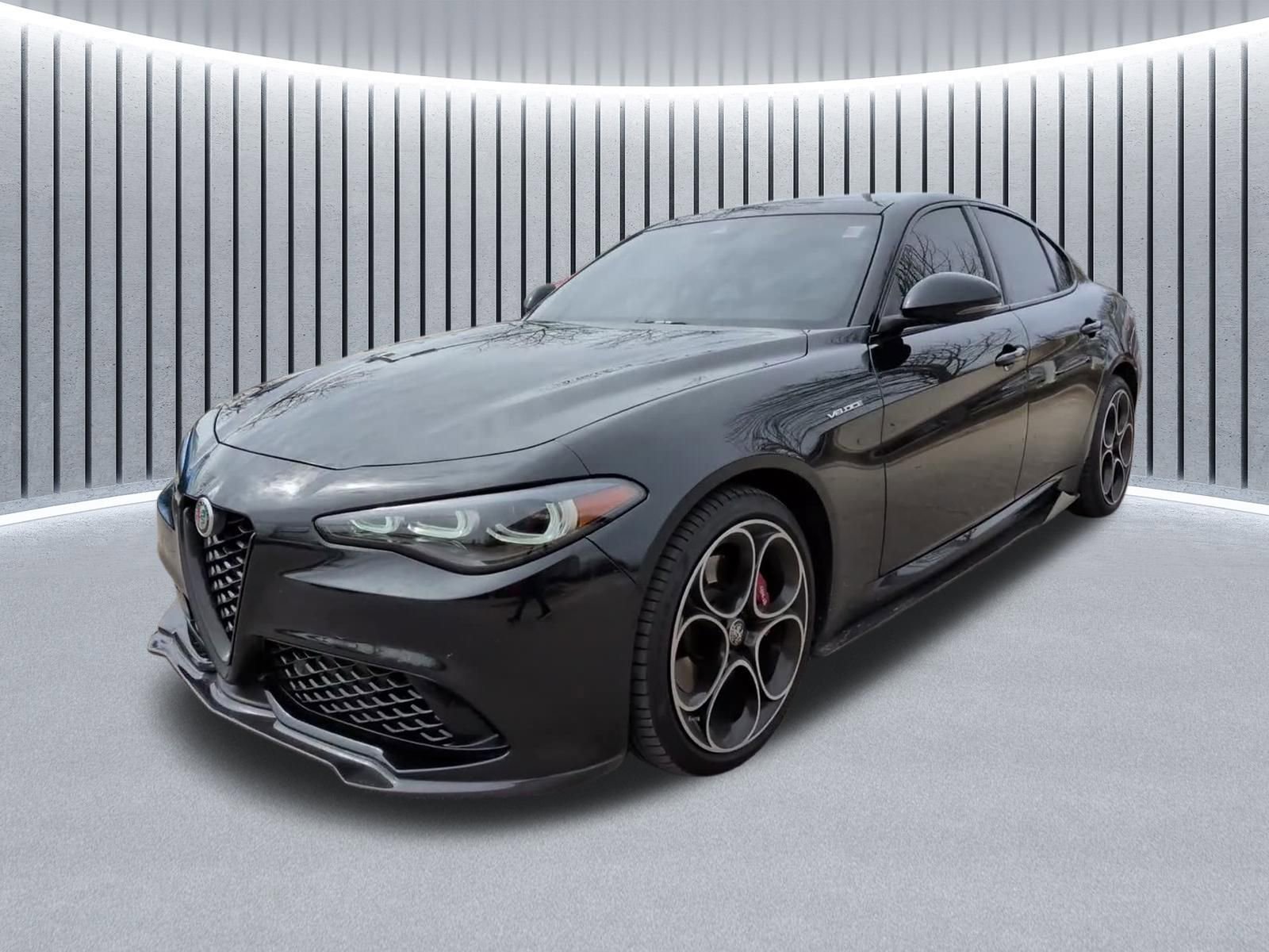 Used 2024 Alfa Romeo Giulia Veloce image 20