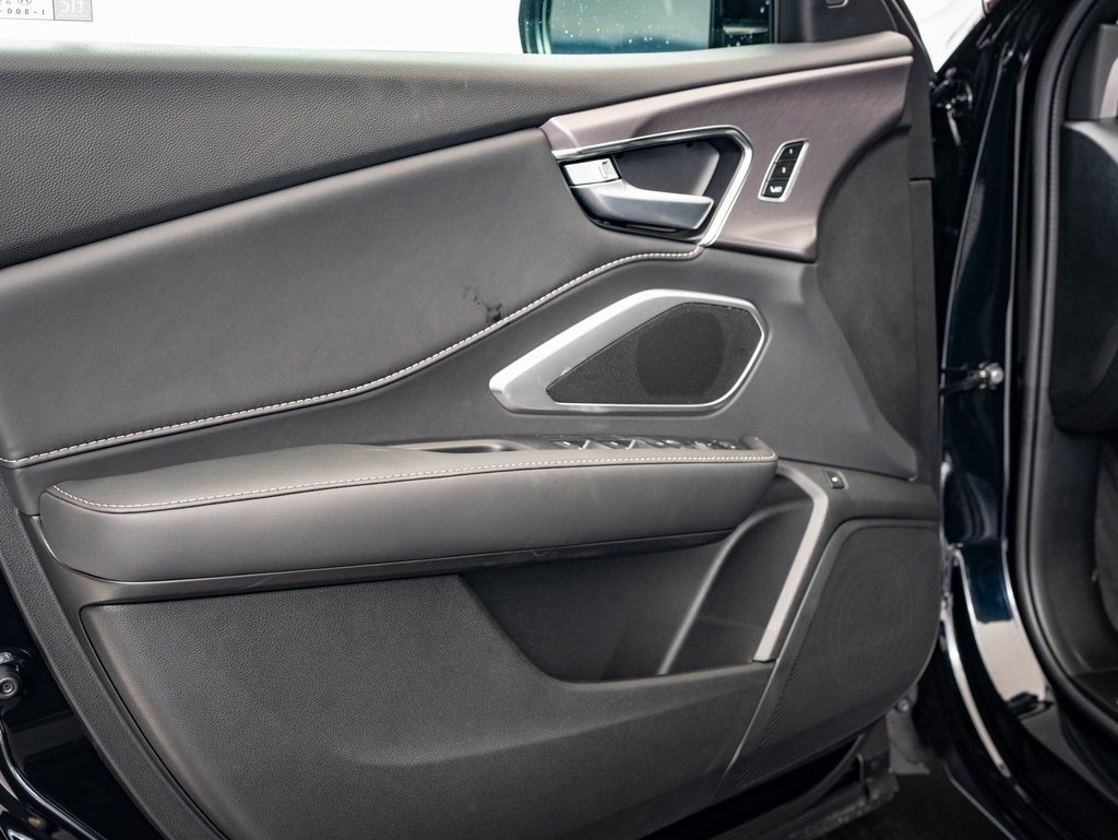 Certified 2025 Acura RDX SH-AWD image 24