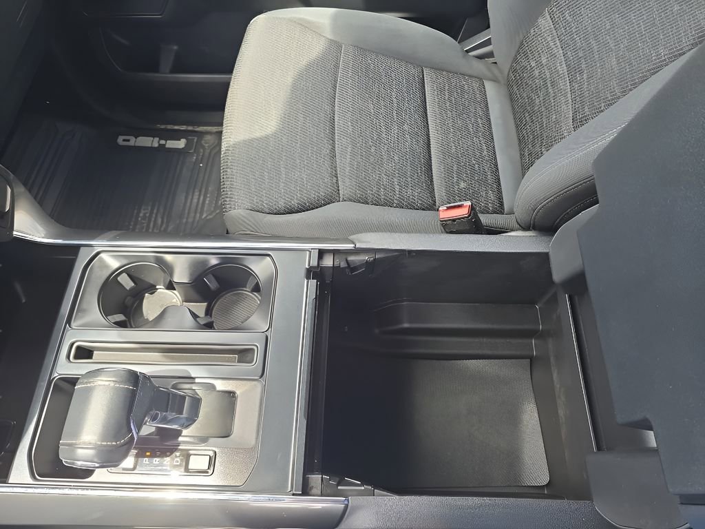 Used 2022 Ford F150 XLT w/ Equipment Group 302A High AWD/4WD image 17
