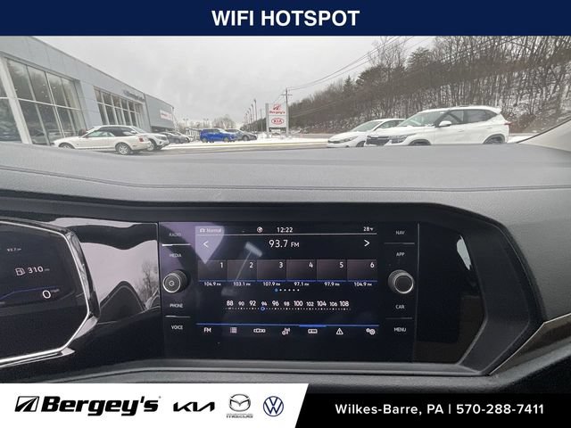 Certified 2021 Volkswagen Jetta SEL Premium FWD image 10