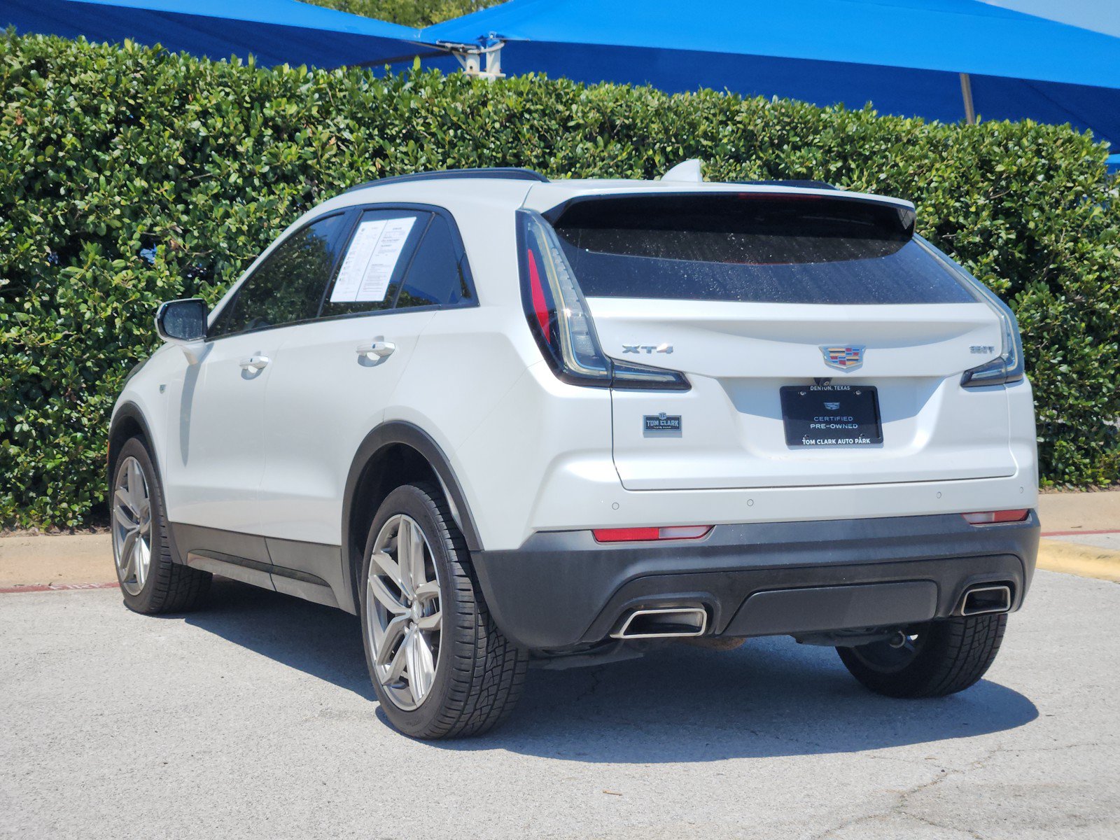 Certified 2023 Cadillac XT4 Sport w/ Cold Weather Package FWD image 4