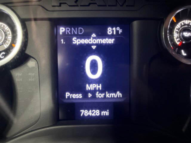 Used 2022 RAM 3500 Tradesman w/ Chrome Appearance Group AWD/4WD image 16