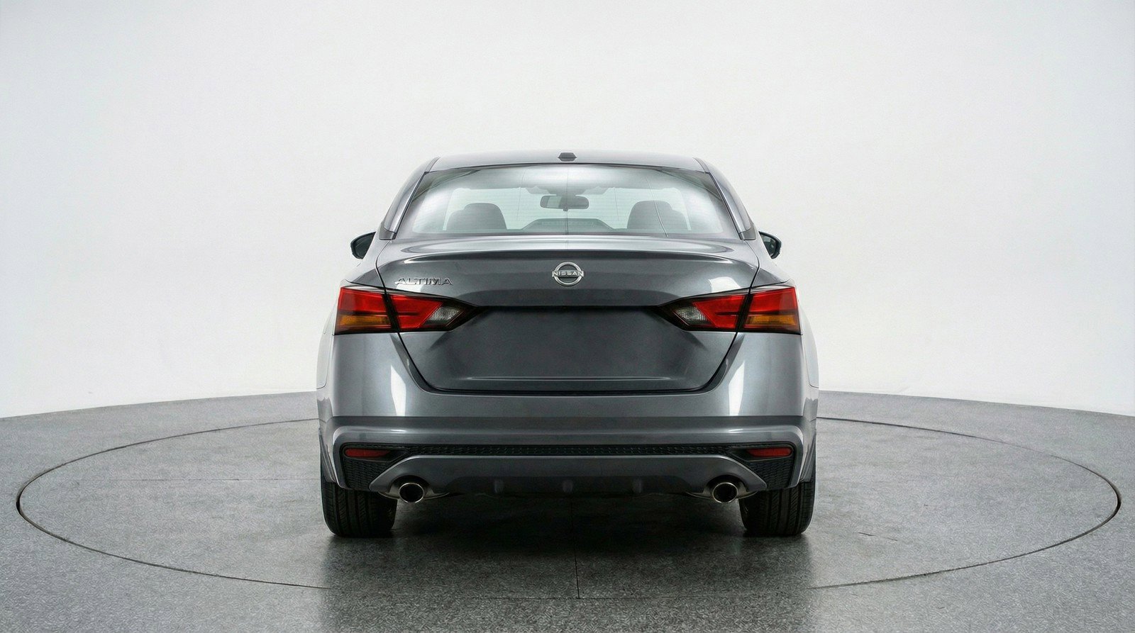 Used 2025 Nissan Altima 2.5 SV FWD image 7