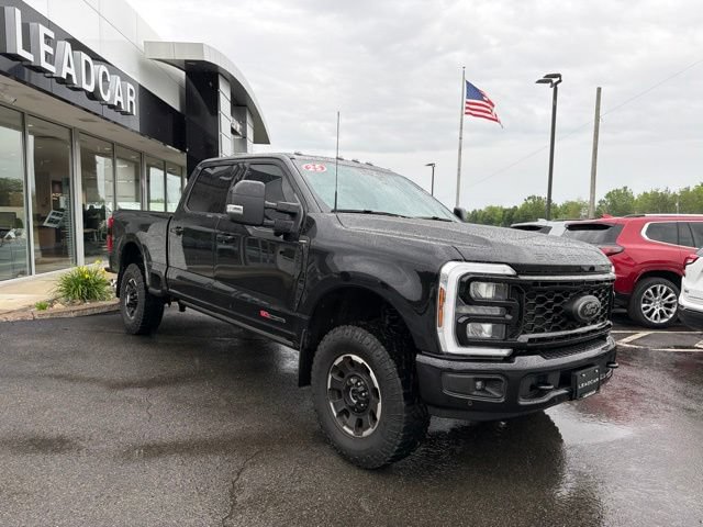 Used 2025 Ford F250 Lariat w/ Lariat Ultimate Package AWD/4WD image 7