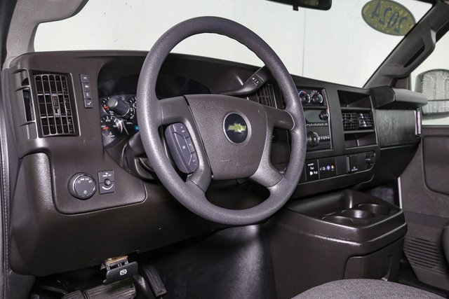 Used 2024 Chevrolet Express 2500 image 19