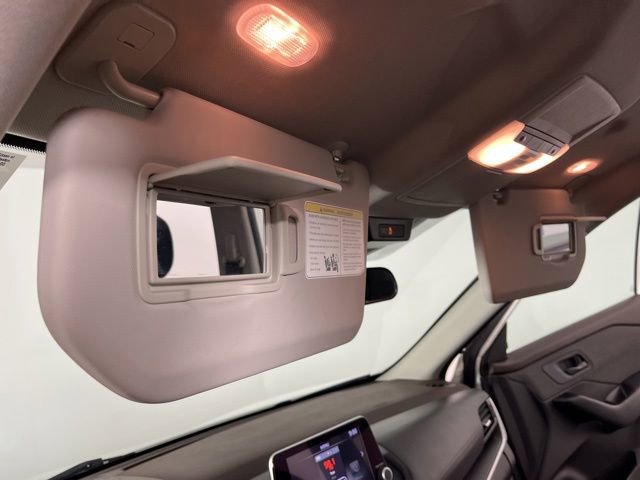 Used 2023 Nissan Rogue S FWD image 34