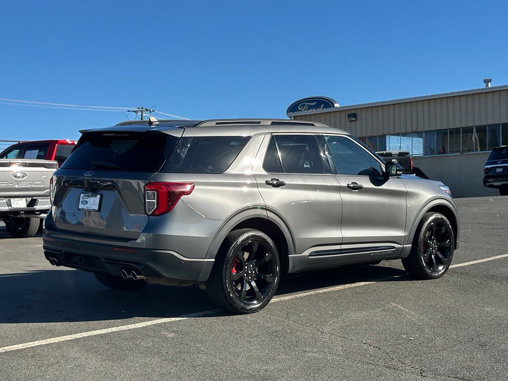 Used 2024 Ford Explorer ST w/ Equipment Group 401A AWD/4WD image 9