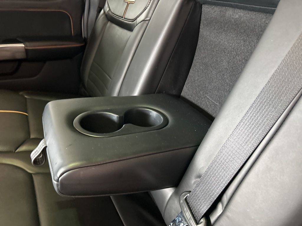 Used 2024 Ford F350 Platinum image 38