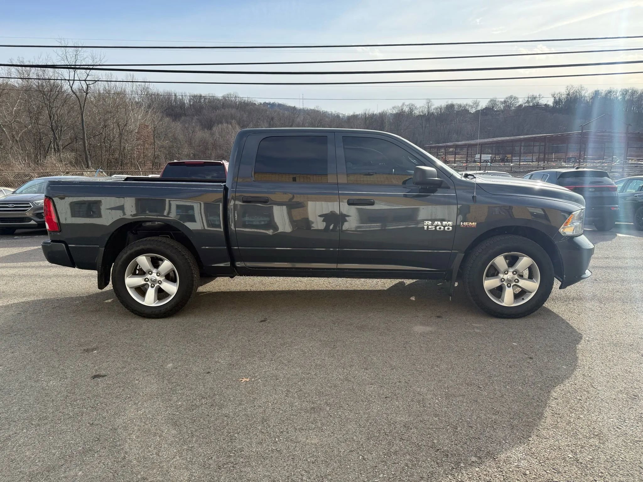 Used 2016 RAM 1500 Express w/ Popular Equipment Group image 4
