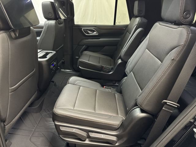 Used 2024 Chevrolet Tahoe High Country AWD/4WD image 13