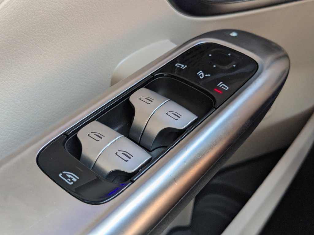 Certified 2023 Mercedes-Benz C 300 Sedan image 10