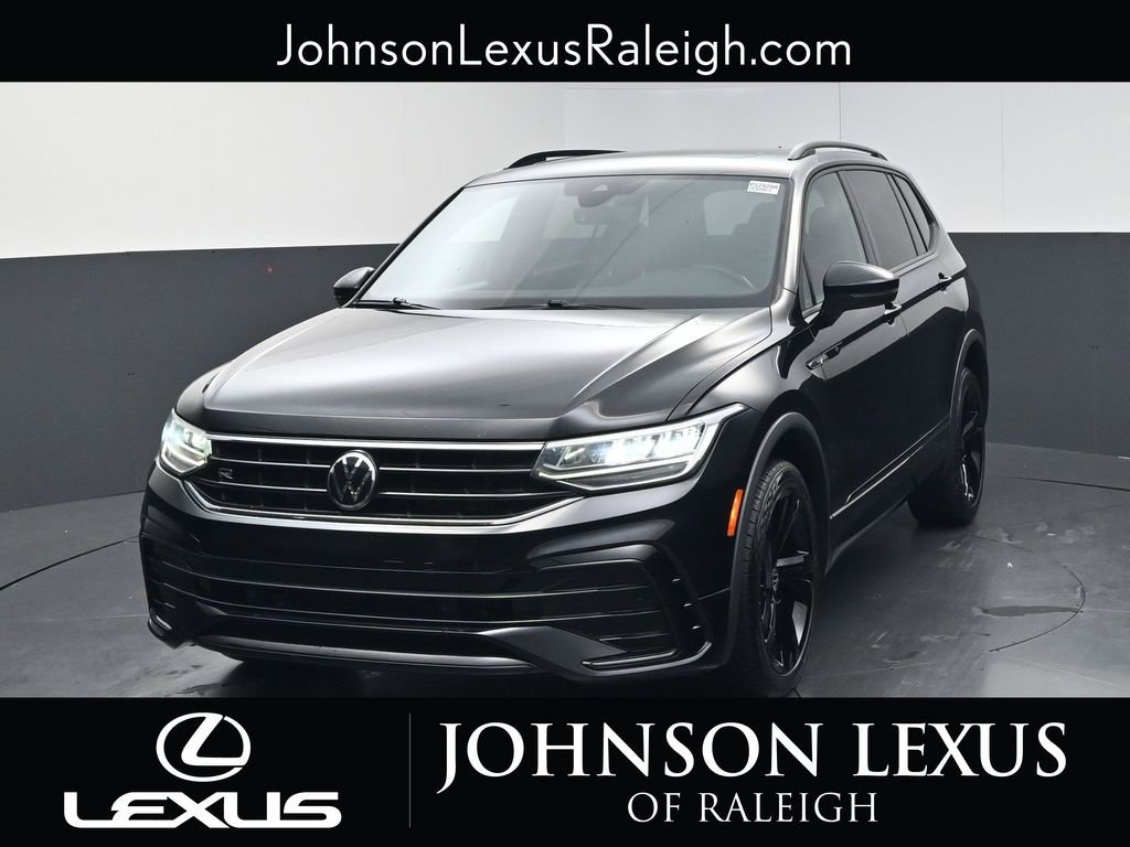 Used 2024 Volkswagen Tiguan SE R-Line FWD image 5