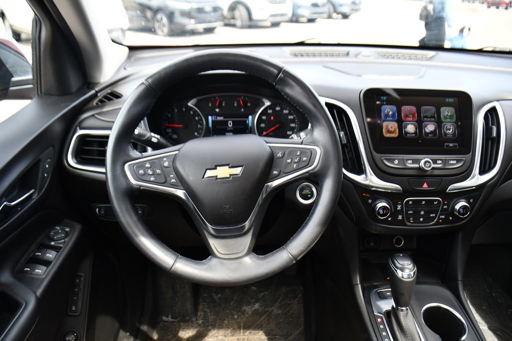 Used 2018 Chevrolet Equinox Premier AWD/4WD image 12