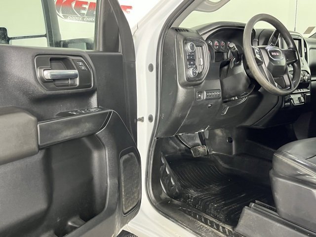 Used 2021 GMC Sierra 2500 4x4 Crew Cab w/ Convenience Package image 19