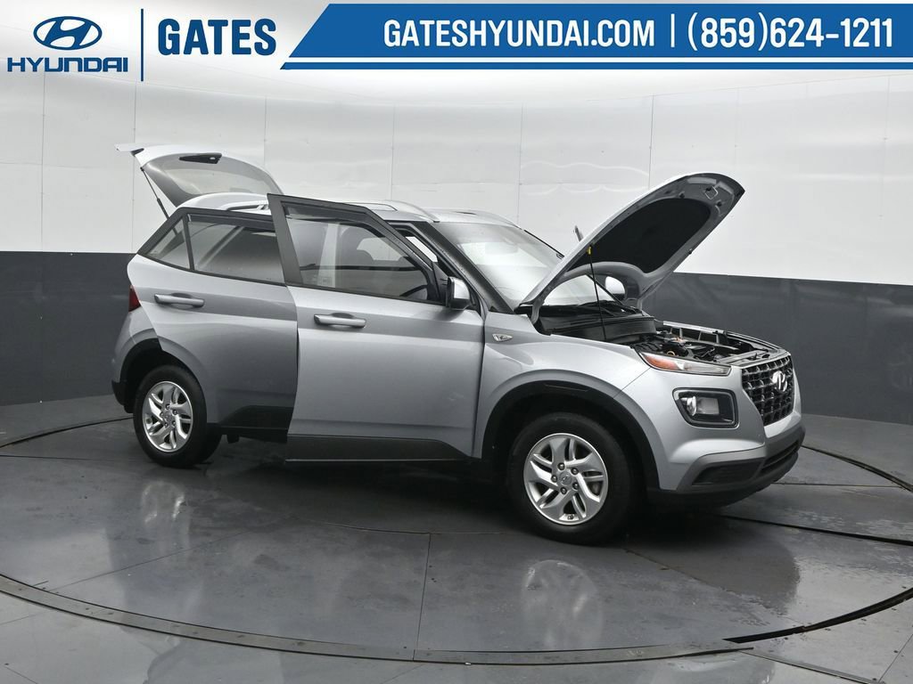 Used 2020 Hyundai Venue SEL image 51