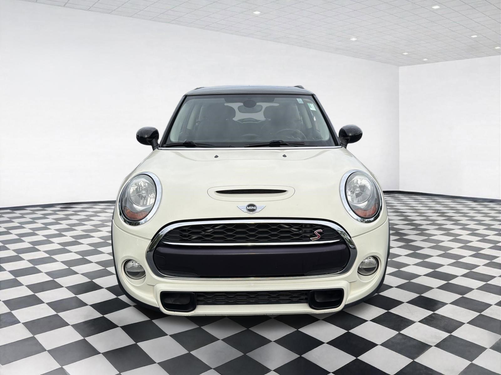 Used 2015 MINI Cooper S FWD image 2