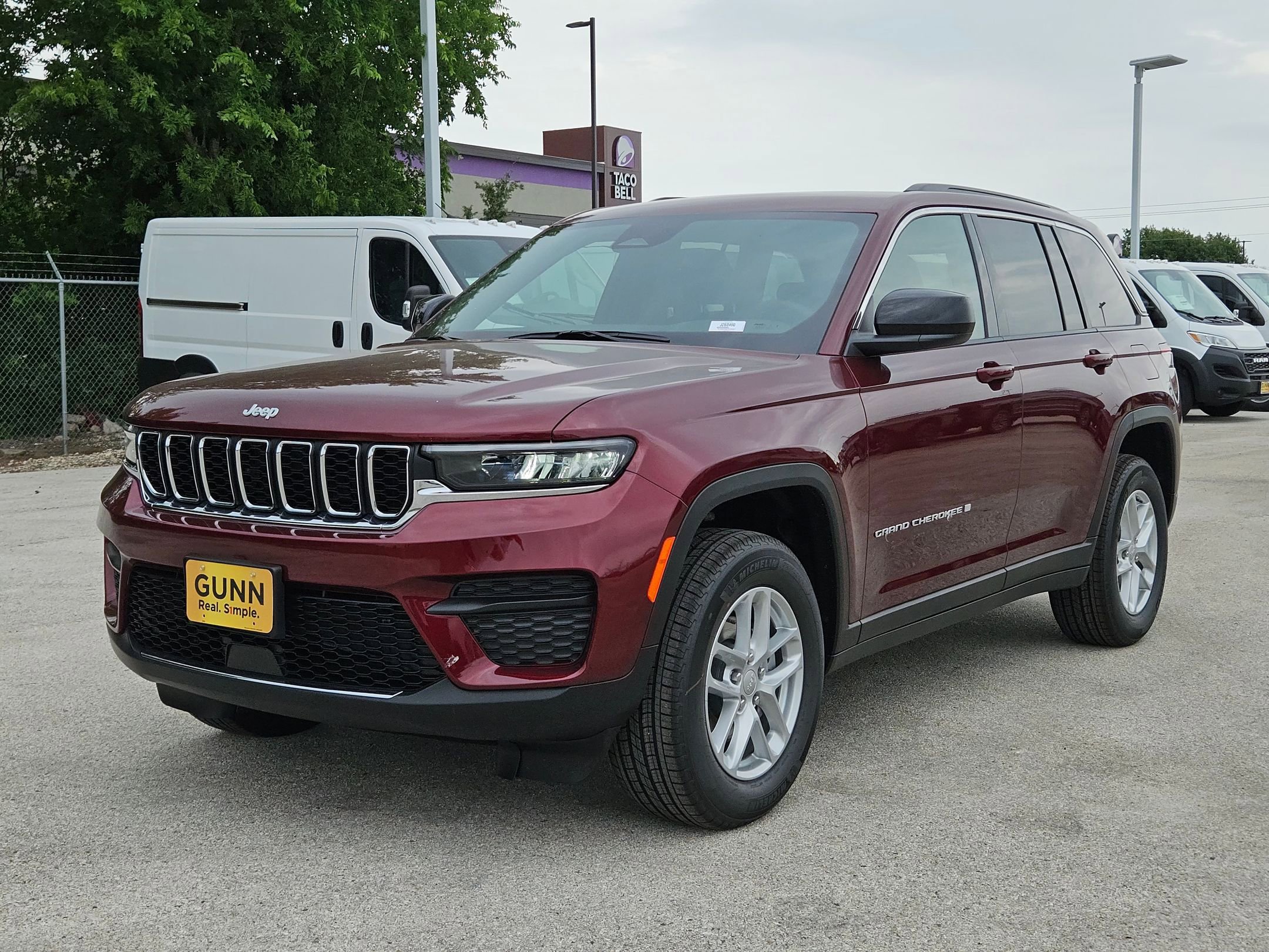 New 2026 Jeep Grand Cherokee Laredo X RWD image 7